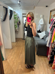 Midi skirt